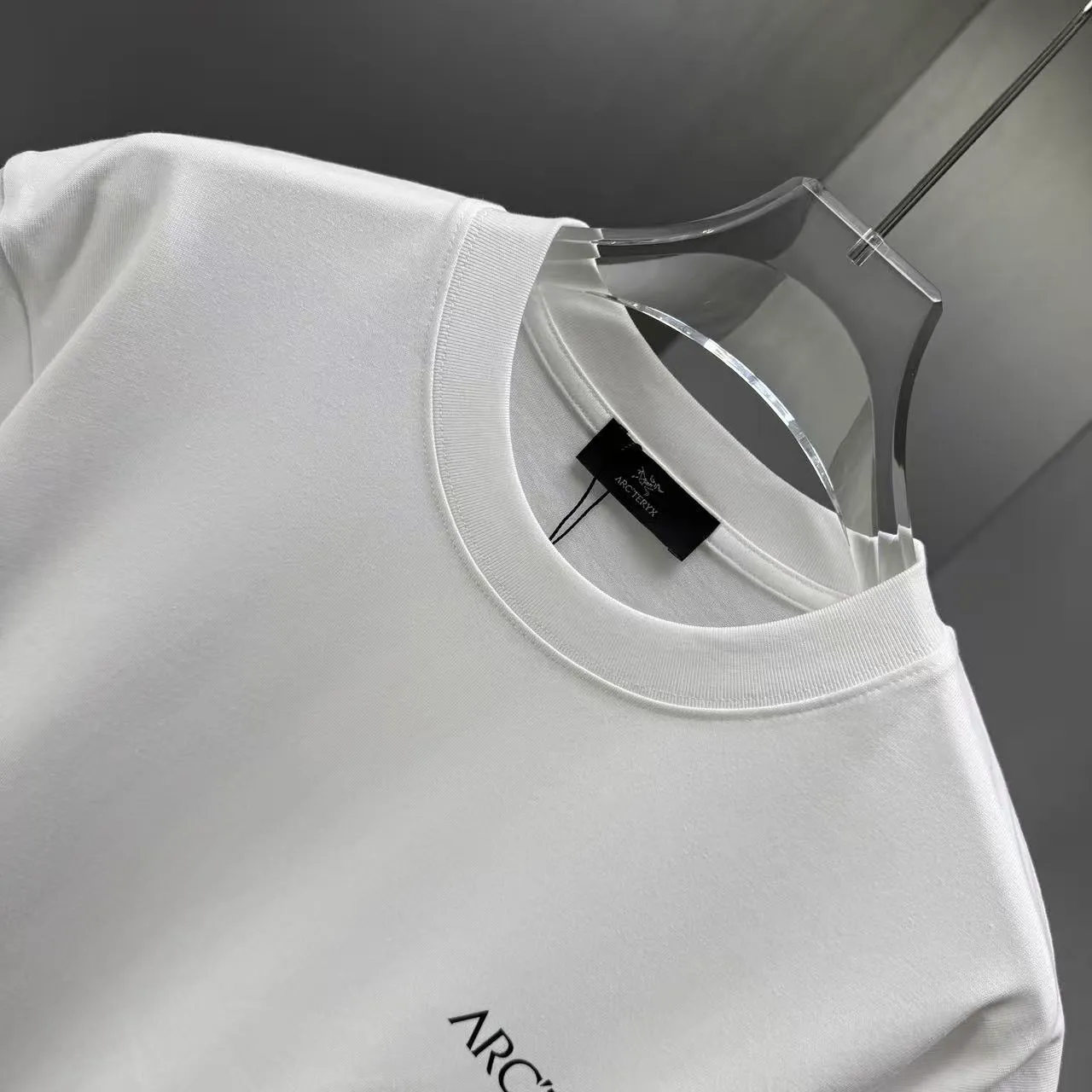 ARC 2026 New Arrival T logo ：Black White Brown Dark Blue Sizes：S M L XL XXL